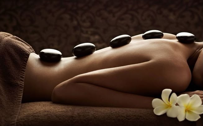 Massage avec Pierre chaude 1h30